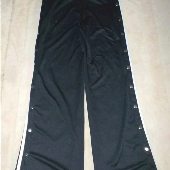 Warm up pants with snap sides deals